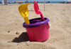 Zabawki, dzięki którym dziecko nie będzie nudziło się na plaży