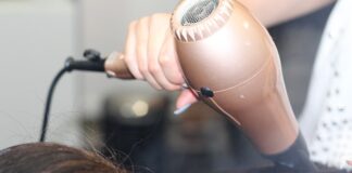 metody prostowania włosów