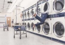 Jak uratować śmierdzące pranie?