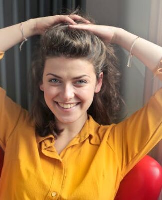 Tabletki Biotebal – jak działają i kiedy warto po nie sięgnąć? kobieta